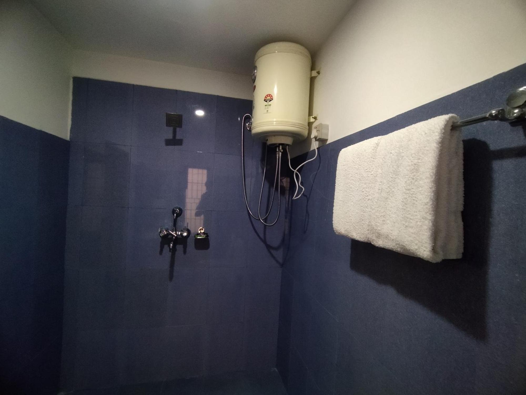 נגאקוט Chareli Resort מראה חיצוני תמונה